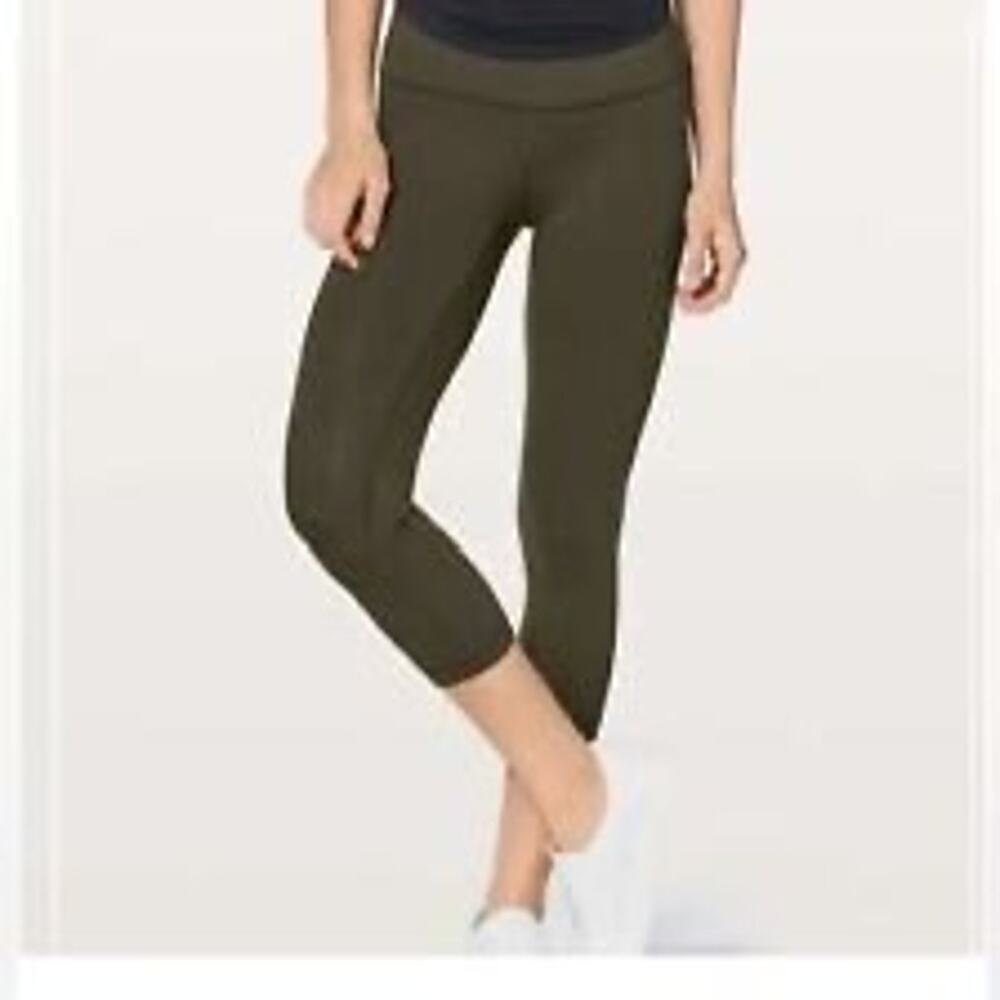 Lululemon Wunder Under High Rise Crop 21" Size 8 Dark Olive